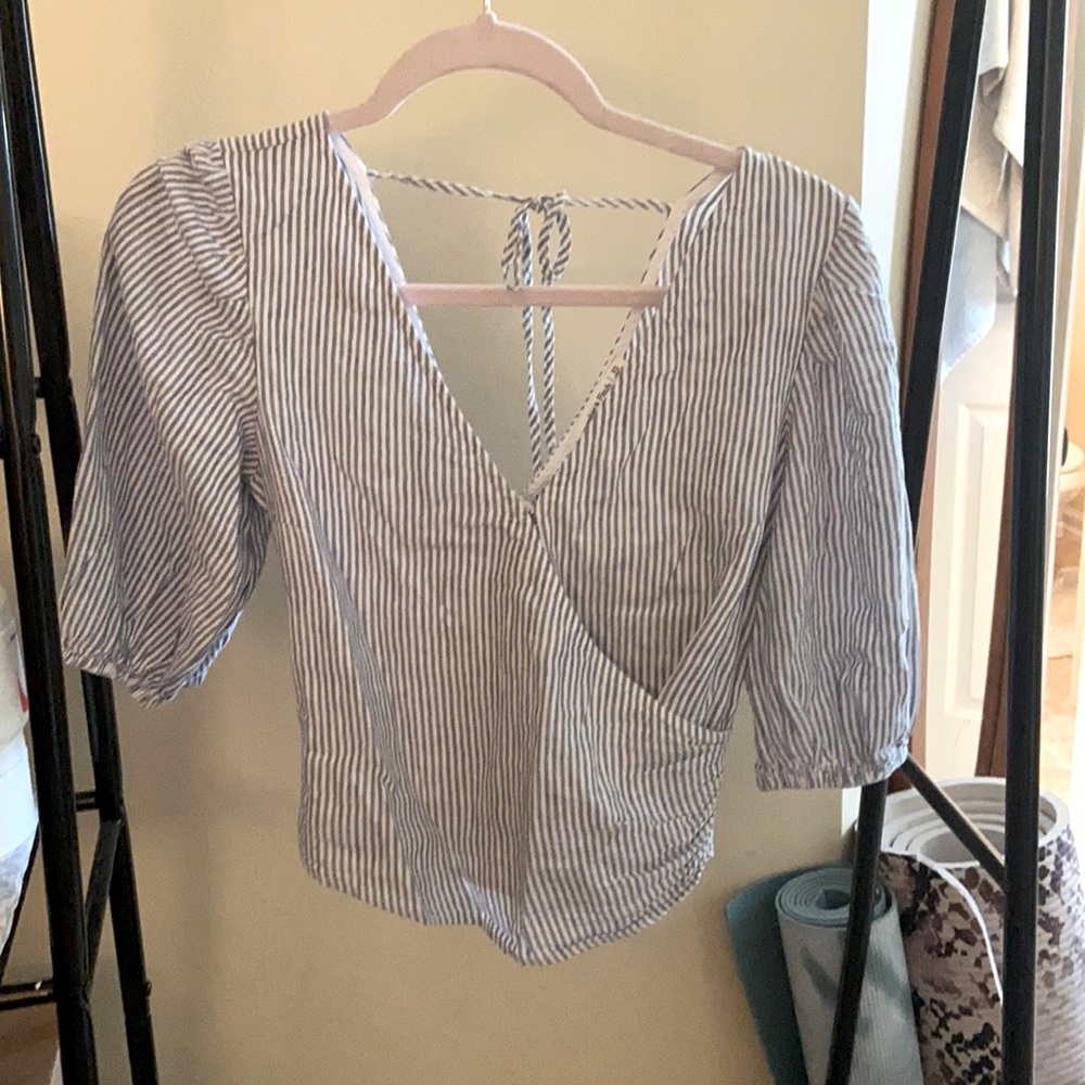 Abercrombie top